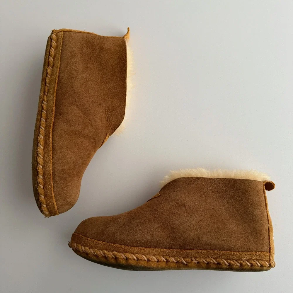 L.L. Bean EUC Wicked Good Mens Shearling Suede Slip On Slipper Booties sz 9